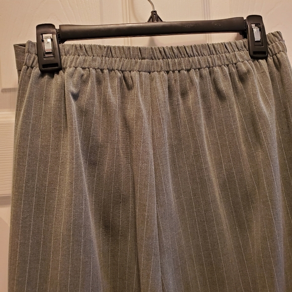 Danny & Nicole Plus Size Suit, Sz 24W - Picture 12 of 15